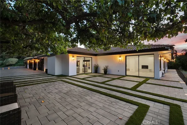 $1,975,000 | 1200 Sunnyside Avenue, Redlands, CA 92373