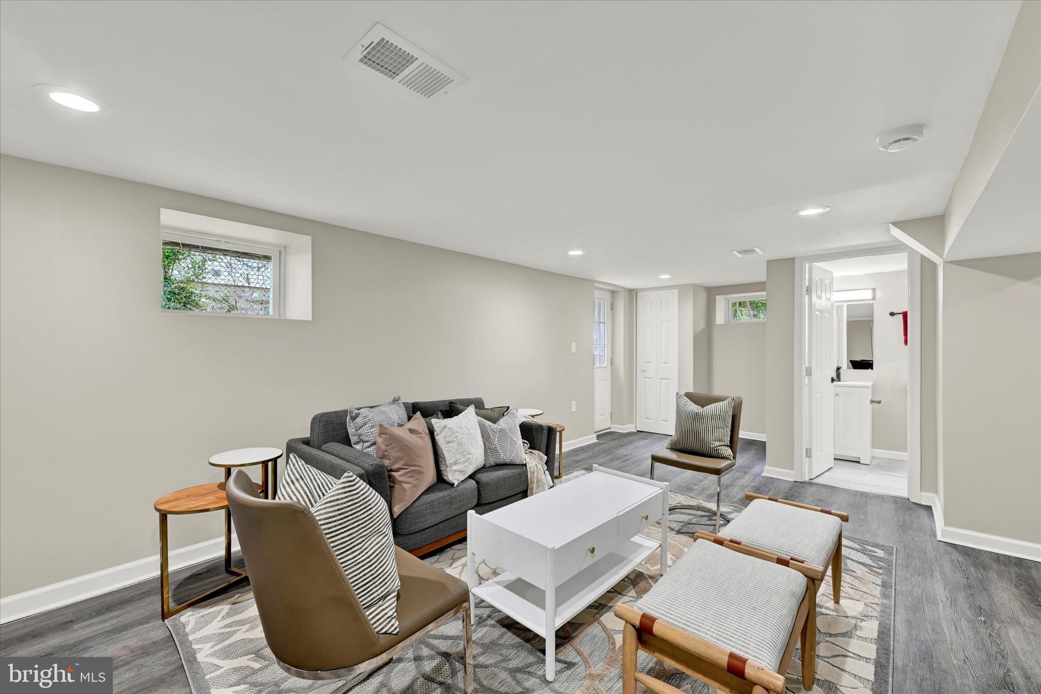 2711 Allendale Road Baltimore, MD 21216 - Photo 21 of 32