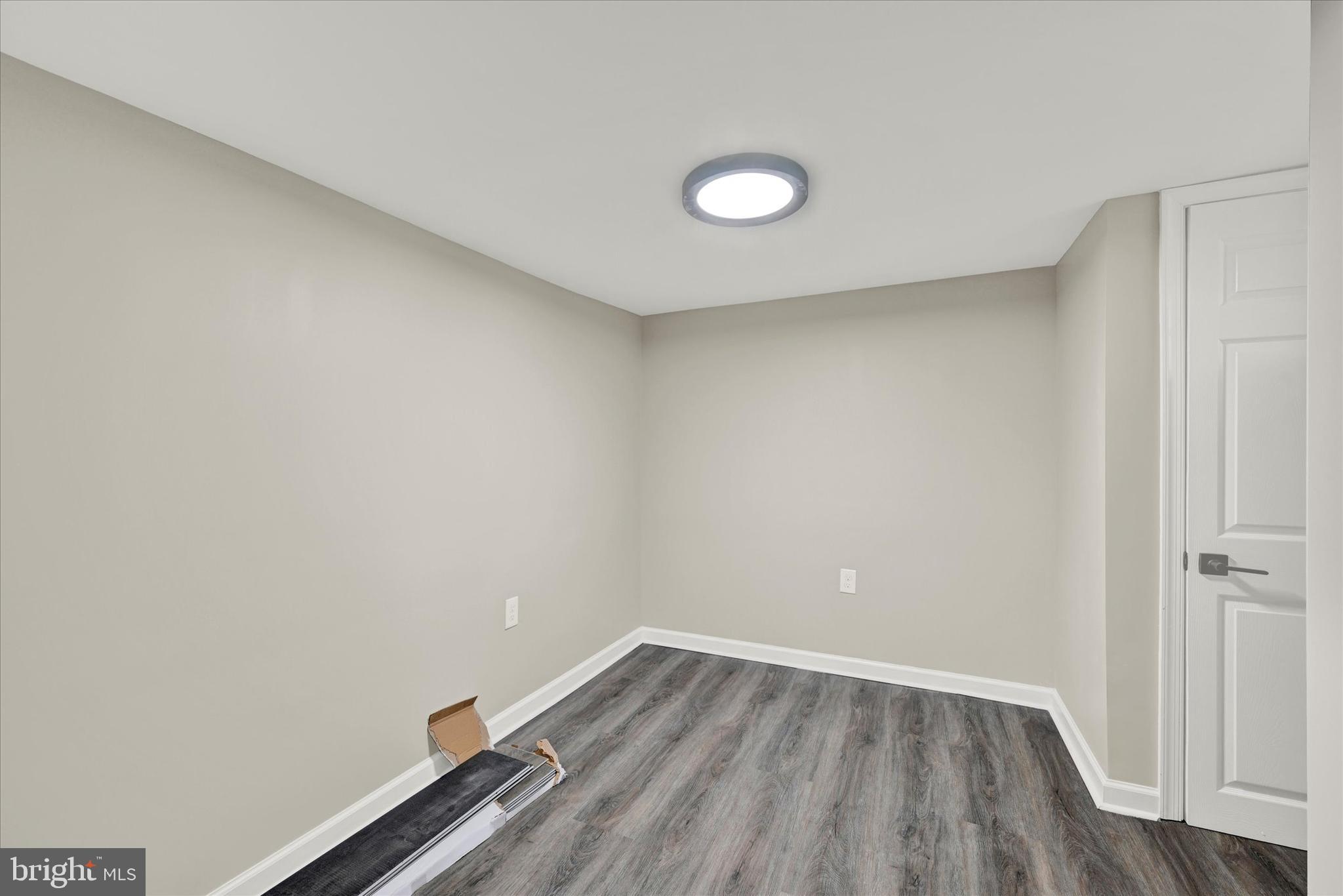 2711 Allendale Road Baltimore, MD 21216 - Photo 25 of 32