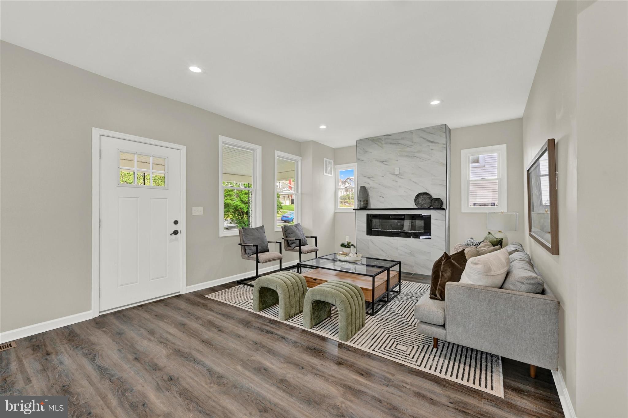 2711 Allendale Road Baltimore, MD 21216 - Photo 3 of 32