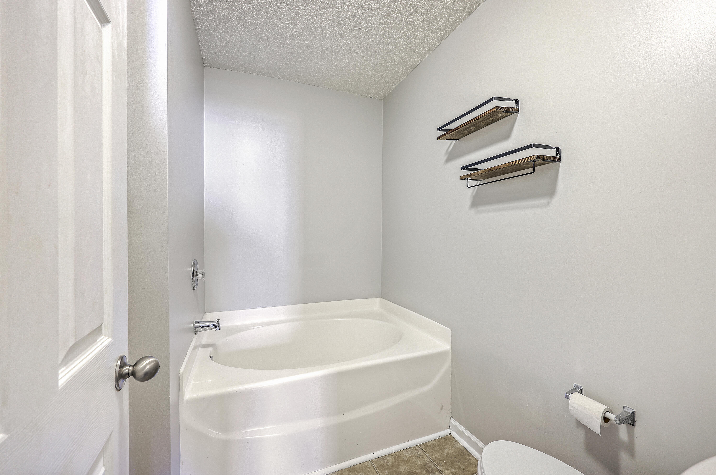 8028 Vermont Road North Charleston, SC 29418 - Photo 21 of 41 Master Bath