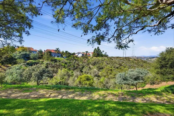 $493,000 | 7330 Calle Cristobal, Unit 87, San Diego, CA 92126