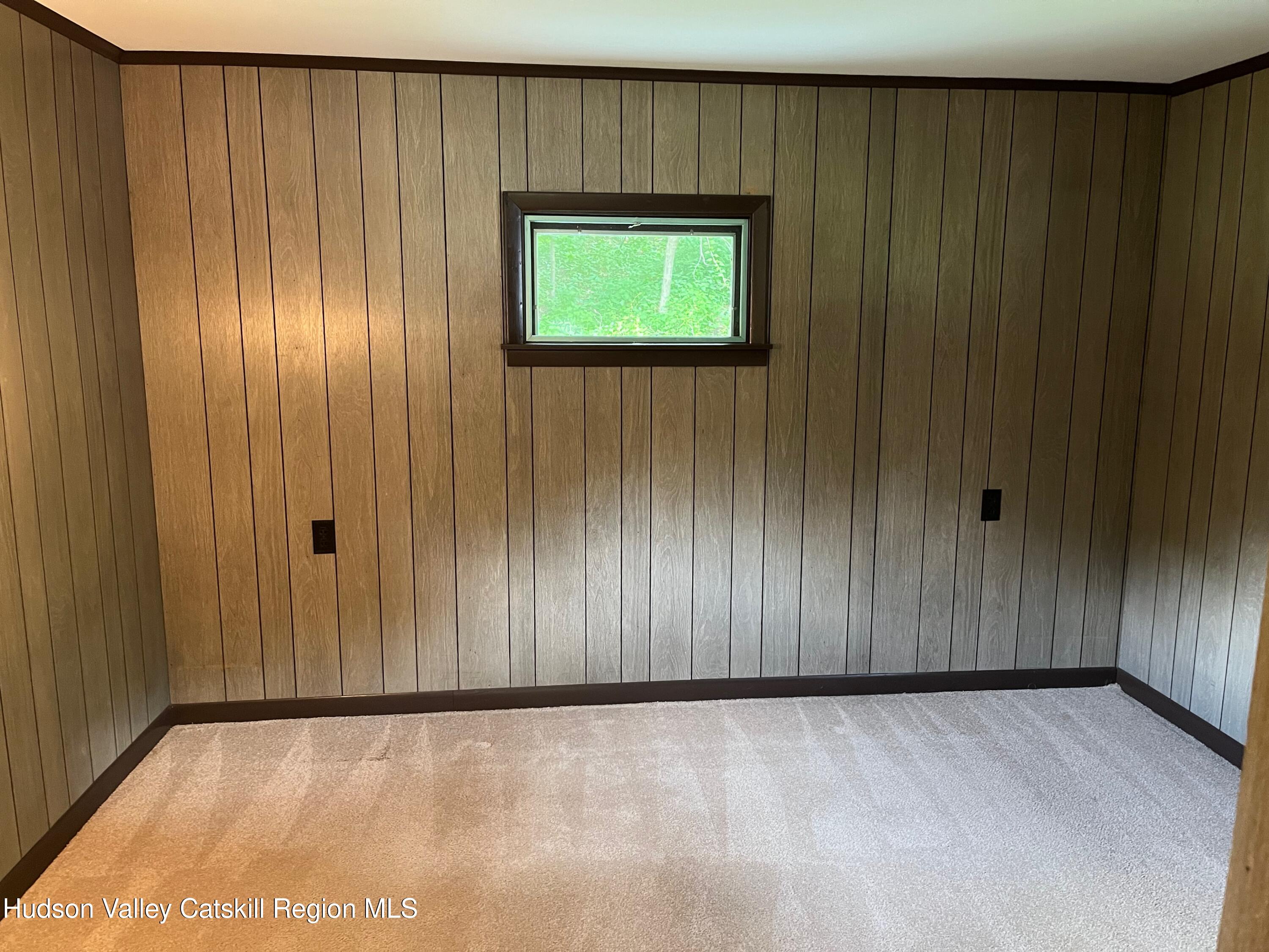 601 Fischer Road Kinderhook, NY 12106 - Photo 10 of 13 an empty room with windows