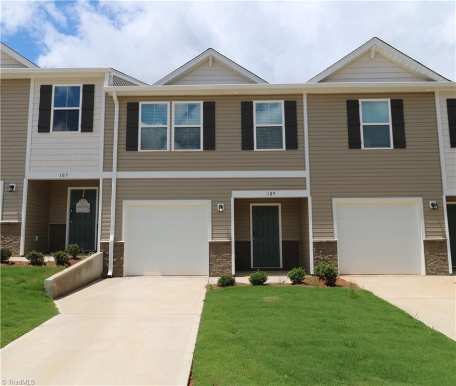 109 Knob Lane Advance, NC 27006 - Photo 1 of 20