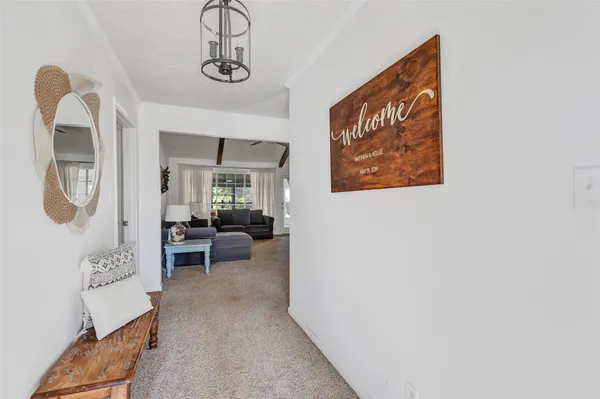 a view of livingroom with furniture
