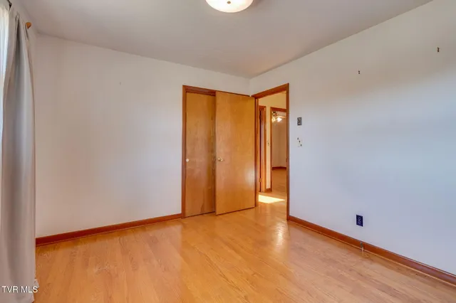 $198,000 | 318 Meadow Lark Street, Weber City, VA 24290