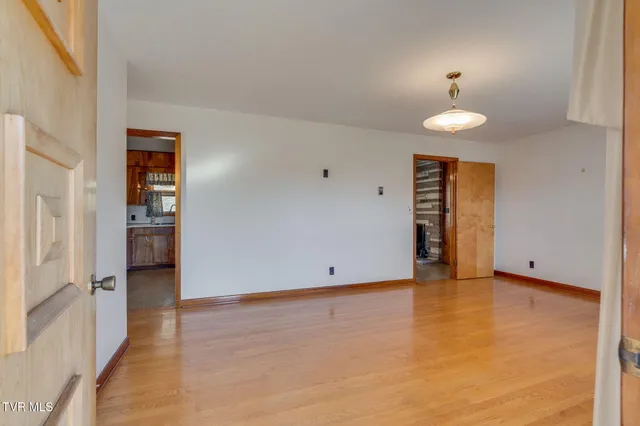 $198,000 | 318 Meadow Lark Street, Weber City, VA 24290