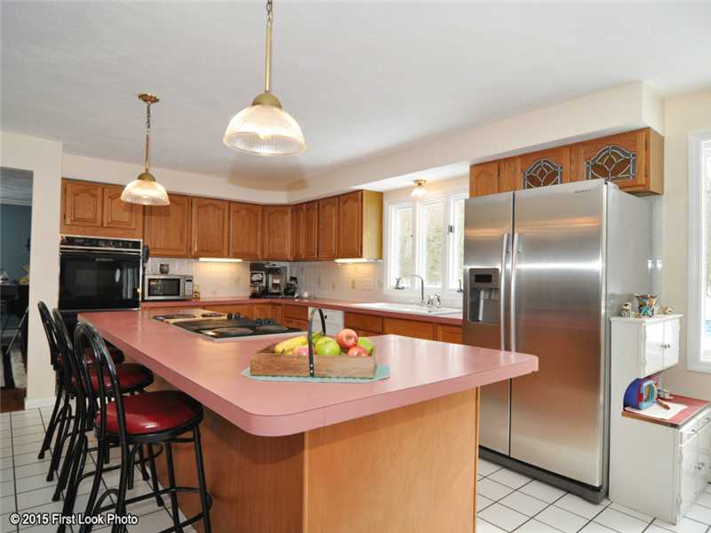 46 Falcon Ridge Drive Exeter, RI 02822 - Photo 6 of 25 Kitchen.