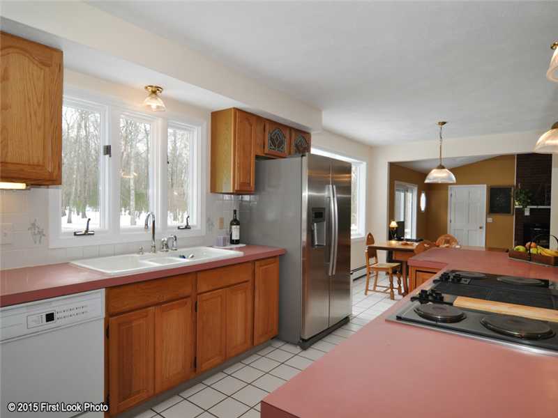 46 Falcon Ridge Drive Exeter, RI 02822 - Photo 7 of 25 Kitchen.