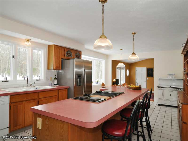 46 Falcon Ridge Drive Exeter, RI 02822 - Photo 8 of 25 Kitchen.