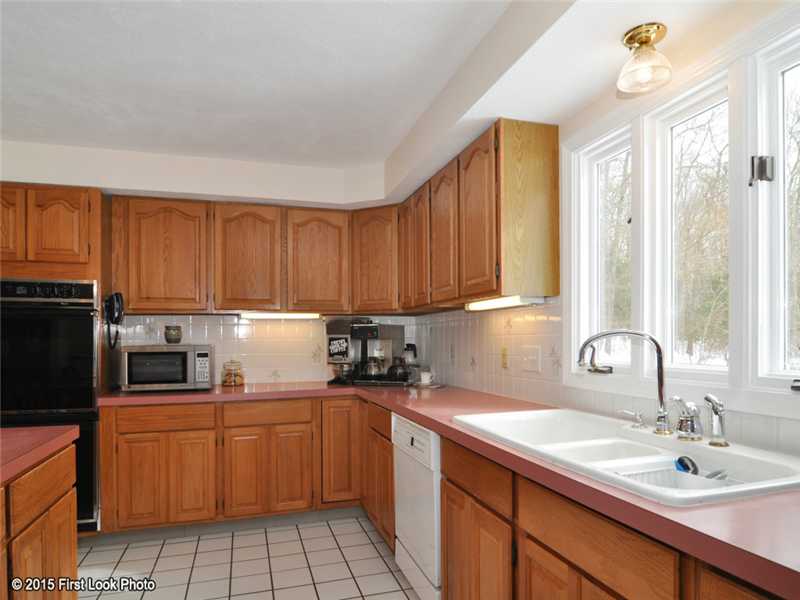 46 Falcon Ridge Drive Exeter, RI 02822 - Photo 10 of 25 Kitchen.