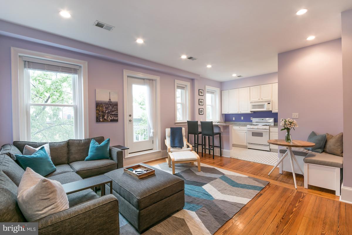 1423 R Street Northwest, Unit 302 Washington, DC 20009 - Photo 10 of 12 Open floor plan
