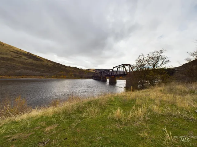 $895,000 | 12 River Juliaetta Id 83535 River, Juliaetta, ID 83535