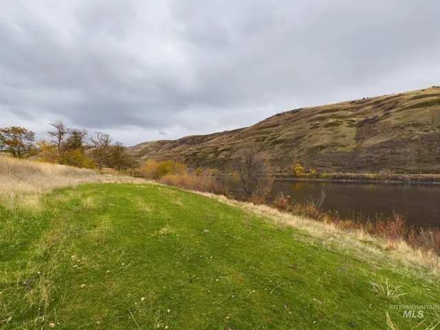 $895,000 | 12 River Juliaetta Id 83535 River, Juliaetta, ID 83535