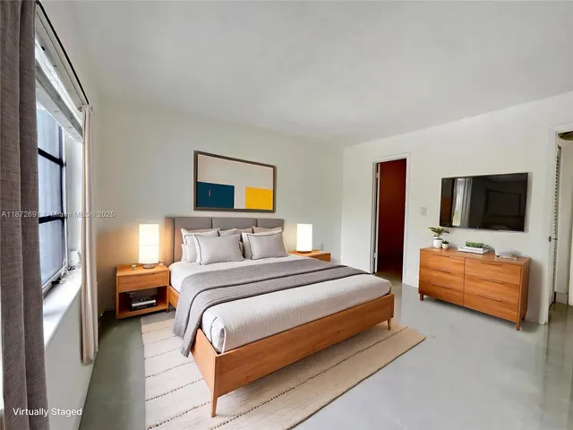 $2,100 | 2530 Southwest 3rd Avenue, Unit 104, Miami, FL 33129