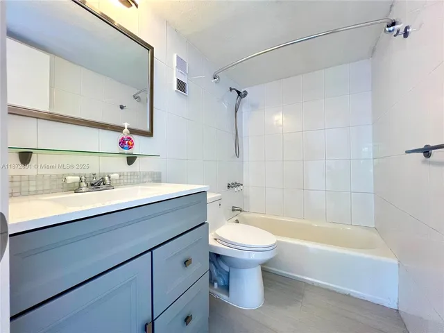 $2,100 | 2530 Southwest 3rd Avenue, Unit 104, Miami, FL 33129