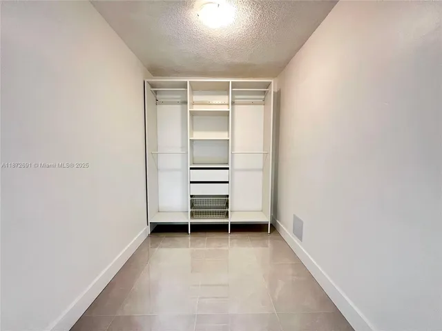 $2,100 | 2530 Southwest 3rd Avenue, Unit 104, Miami, FL 33129