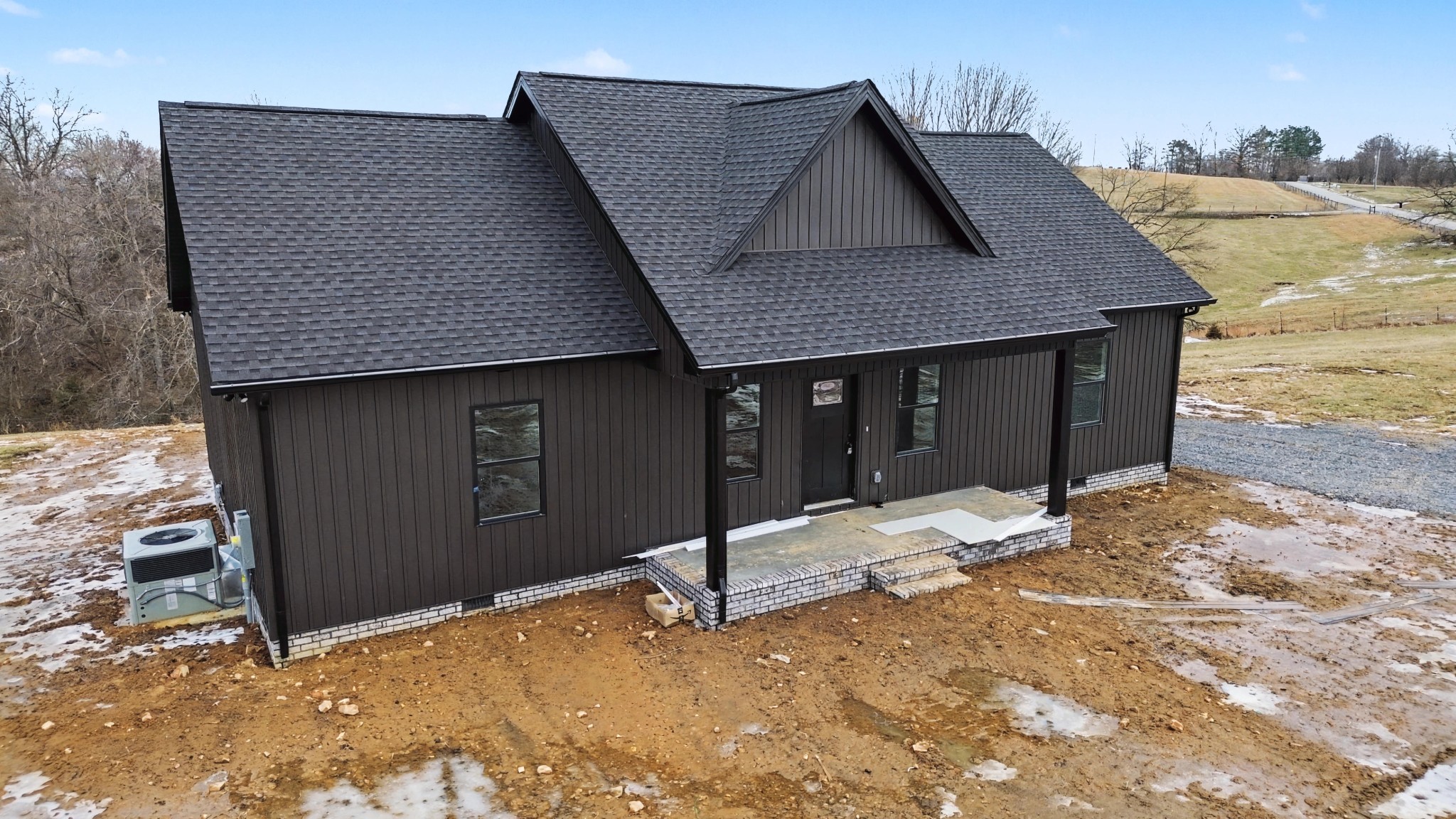 340 Hawkins Road Westmoreland, TN 37186 - Photo 3 of 17