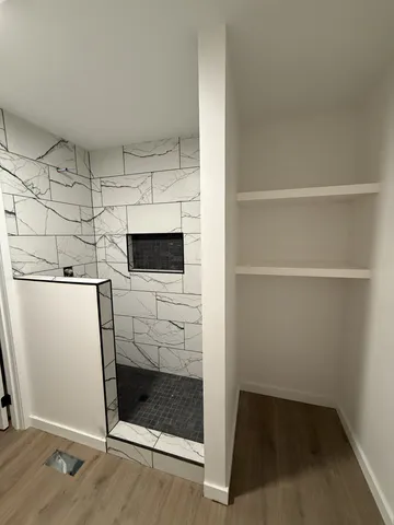 a view of utility room