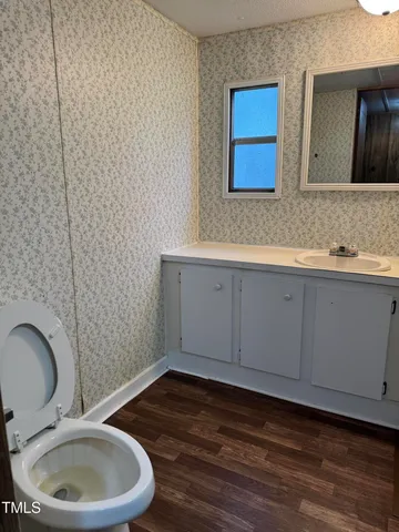 a view of a golf course