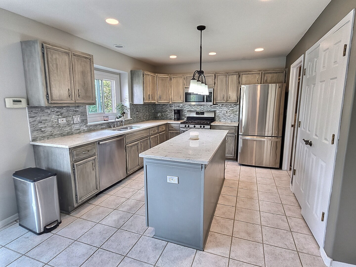 23243 Volbrecht Road Crete, IL 60417 - Photo 11 of 39 Gallery Image 11