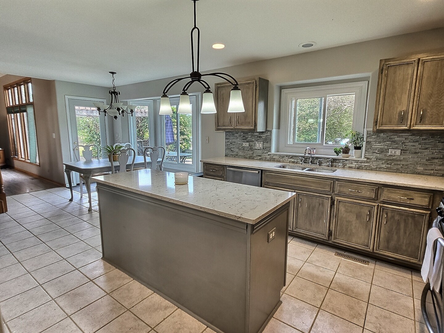 23243 Volbrecht Road Crete, IL 60417 - Photo 10 of 39 Gallery Image 10