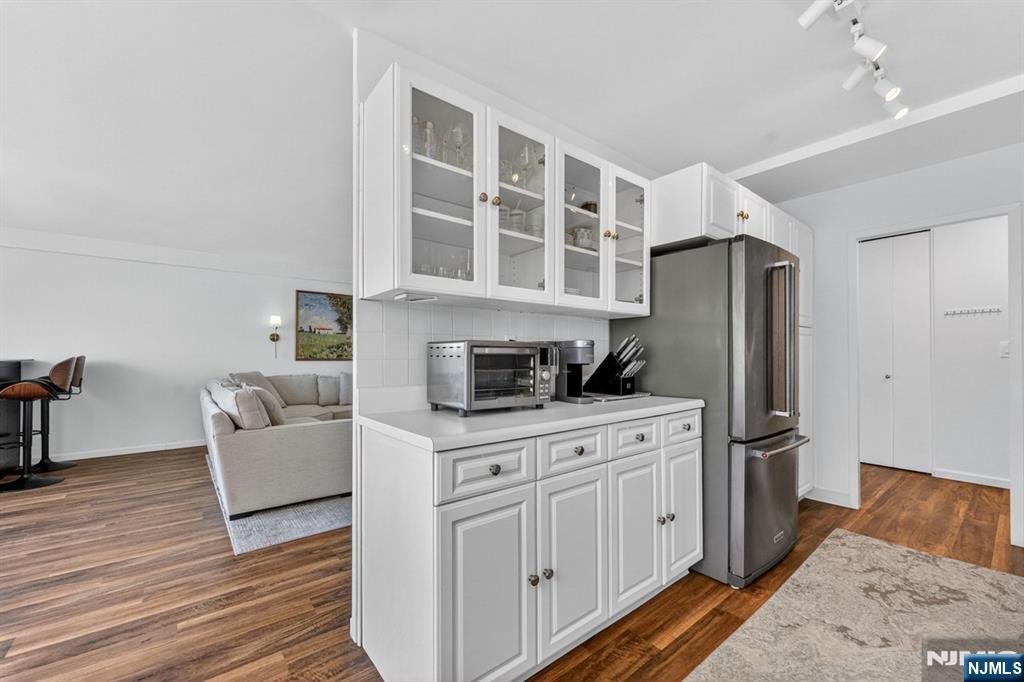 926 Bloomfield Avenue, Unit 3A Glen Ridge, NJ 07028 - Photo 17 of 32
