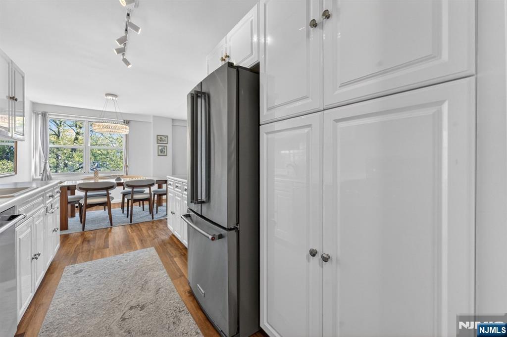 926 Bloomfield Avenue, Unit 3A Glen Ridge, NJ 07028 - Photo 19 of 32