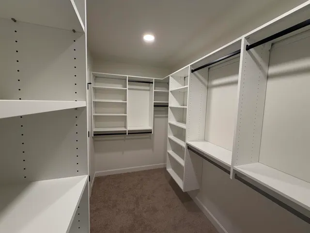 $499,900 | W7055 Otis Drive, Greenville, WI 54942