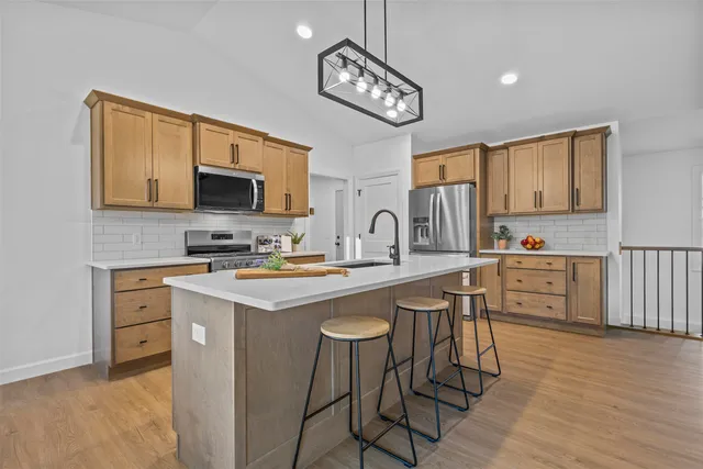 $499,900 | W7055 Otis Drive, Greenville, WI 54942