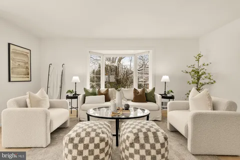 $525,000 | 118 White Birch Court, Greenbelt, MD 20770