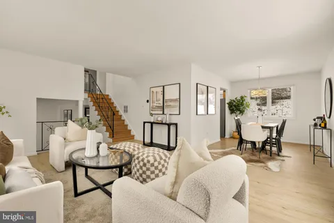 $525,000 | 118 White Birch Court, Greenbelt, MD 20770