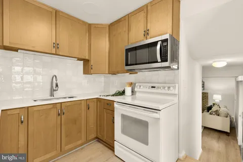 $525,000 | 118 White Birch Court, Greenbelt, MD 20770