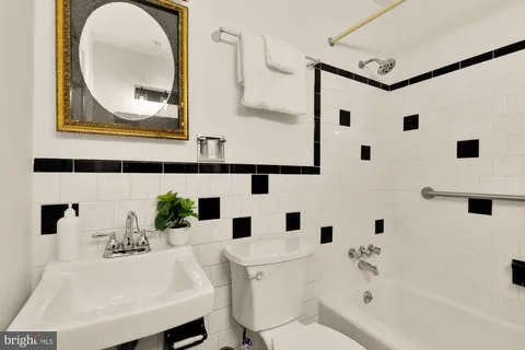 $525,000 | 118 White Birch Court, Greenbelt, MD 20770