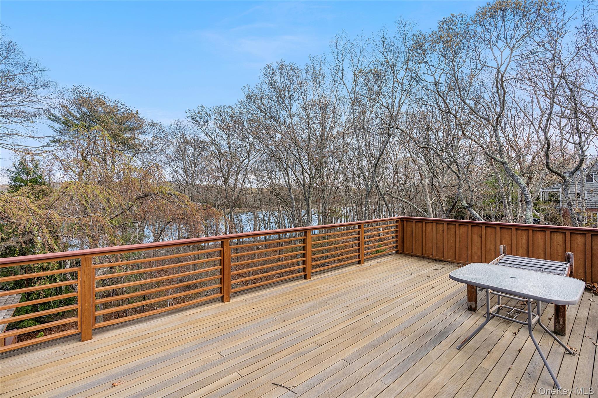 89 Isle Of Wight Road East Hampton, NY 11937 - Photo 6 of 11