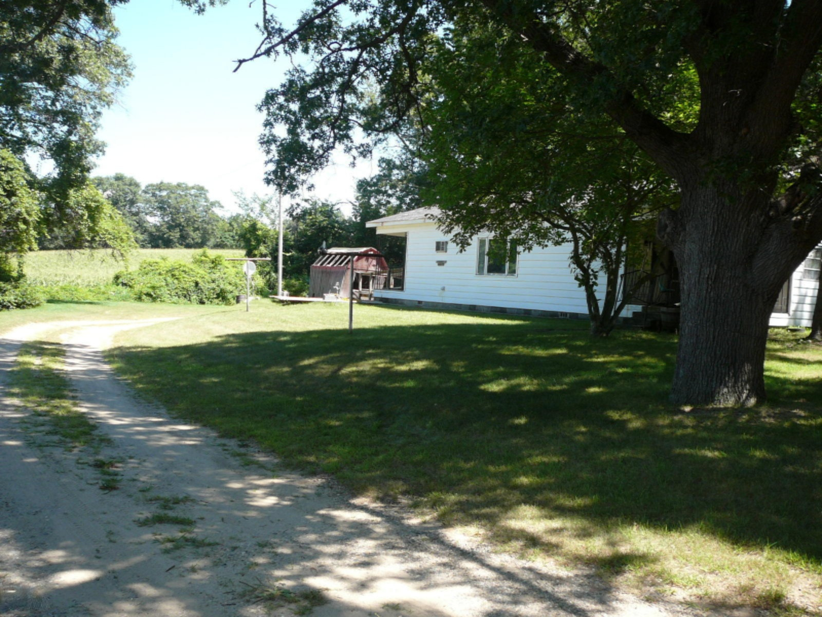 22892 Airline Road Sturgis, MI 49091 - Photo 7 of 15 P1200536