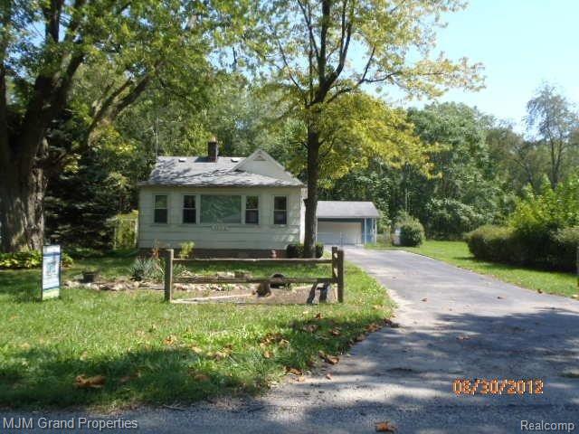 12210 Maxwell Road Carleton, MI 48117 - Photo 1 of 12 12210 Maxwell Front Homepath Rid