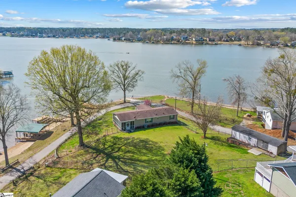 $389,900 | 372 Mystic Hollow, Waterloo, SC 29384