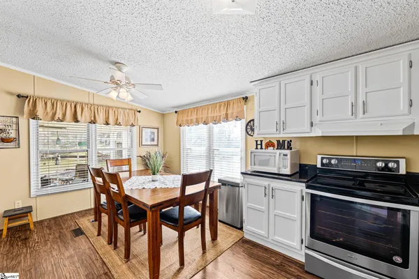 $389,900 | 372 Mystic Hollow, Waterloo, SC 29384