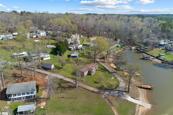 $389,900 | 372 Mystic Hollow, Waterloo, SC 29384