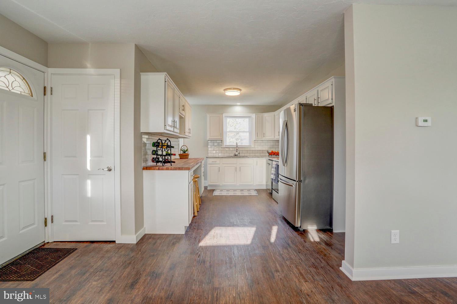20 East Swartzville Road Denver, PA 17517 - Photo 2 of 43 Kitchen