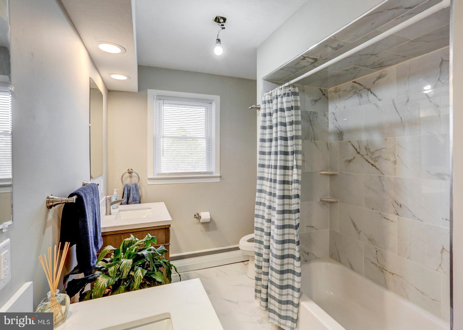 20 East Swartzville Road Denver, PA 17517 - Photo 21 of 43 Full Bath