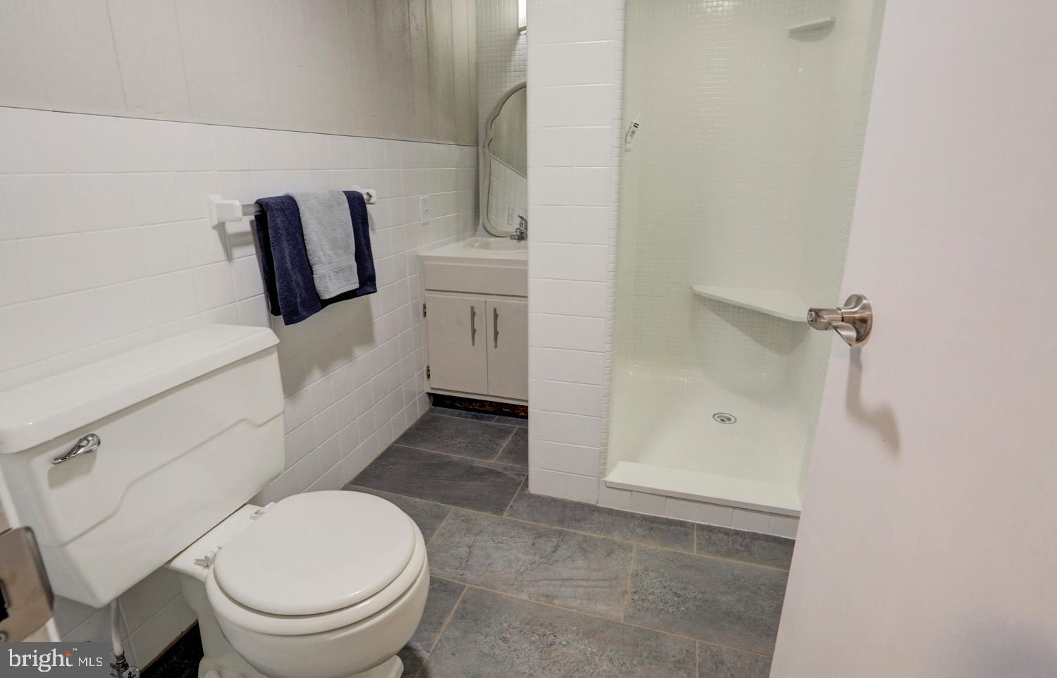20 East Swartzville Road Denver, PA 17517 - Photo 35 of 43 2nd Full Bath