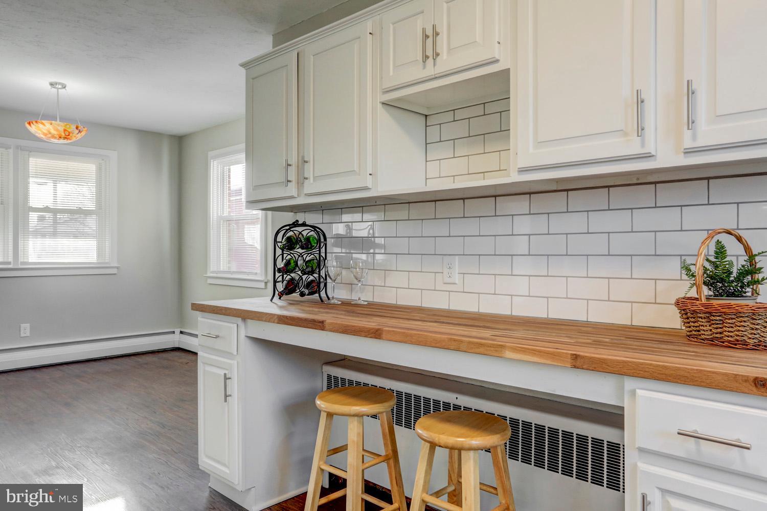20 East Swartzville Road Denver, PA 17517 - Photo 6 of 43 Kitchen