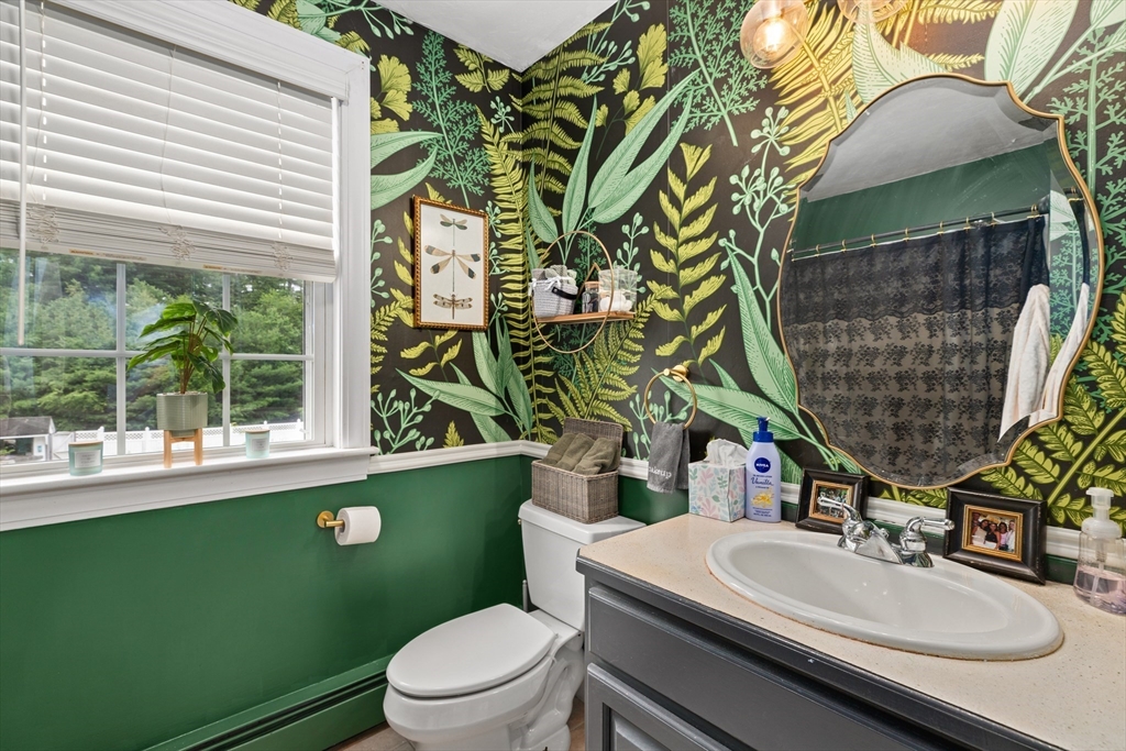 566 Mendon Road Sutton, MA 01590 - Photo 29 of 40