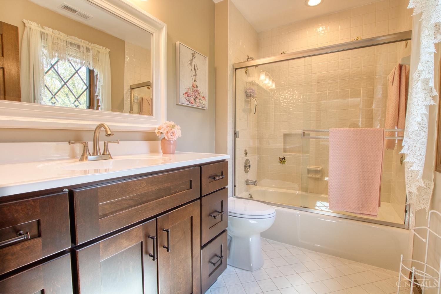 6172 West Fork Road Cincinnati, OH 45247 - Photo 24 of 49 Gallery Image 24