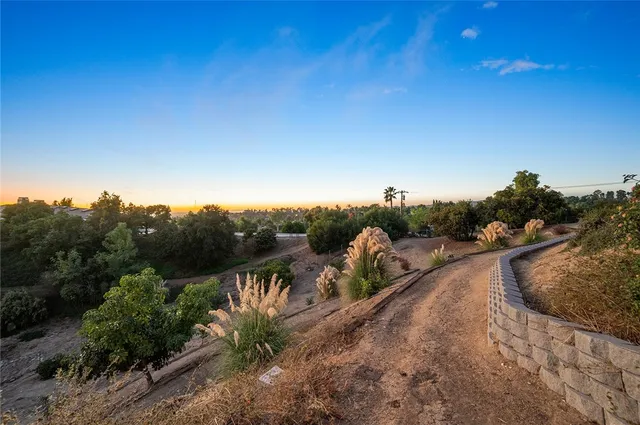 $2,288,800 | 1436 La Riata Drive, La Habra Heights, CA 90631