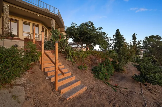 $2,288,800 | 1436 La Riata Drive, La Habra Heights, CA 90631