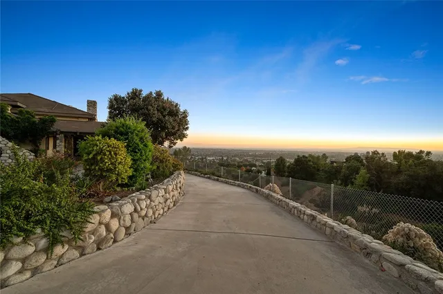 $2,288,800 | 1436 La Riata Drive, La Habra Heights, CA 90631