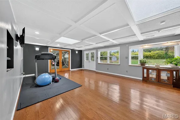 $775,000 | 9 Kirken Knoll Drive, Town and Country, MO 63131